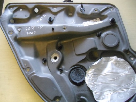 Elevador Vidro Trás Esquerdo Volkswagen Golf IV 2000 ev218
